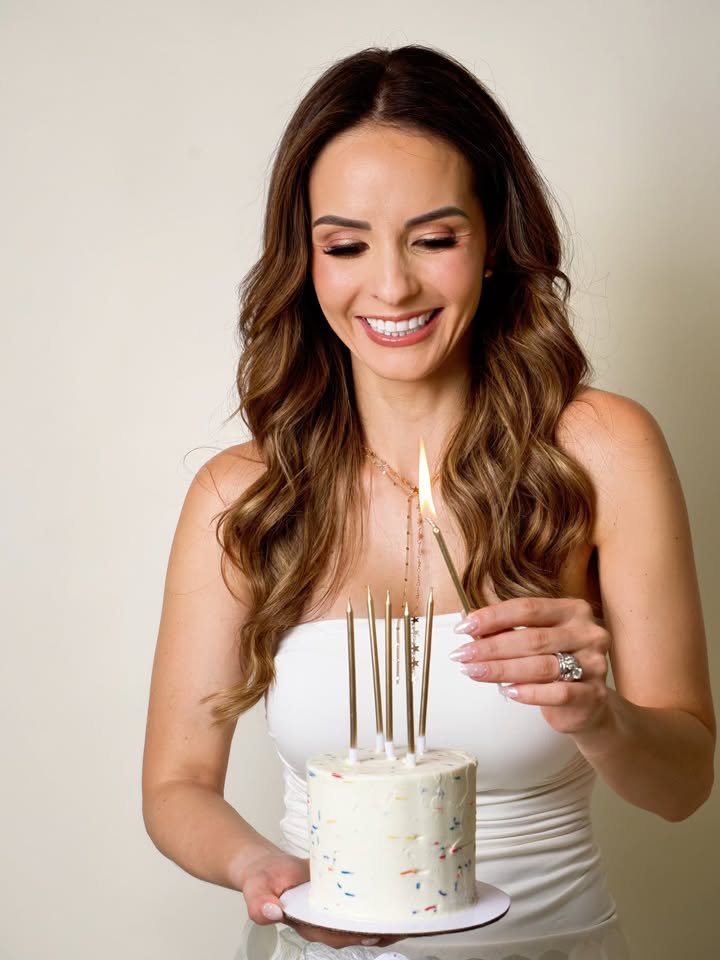 Retrato de cumpleaños, Signature Experience
